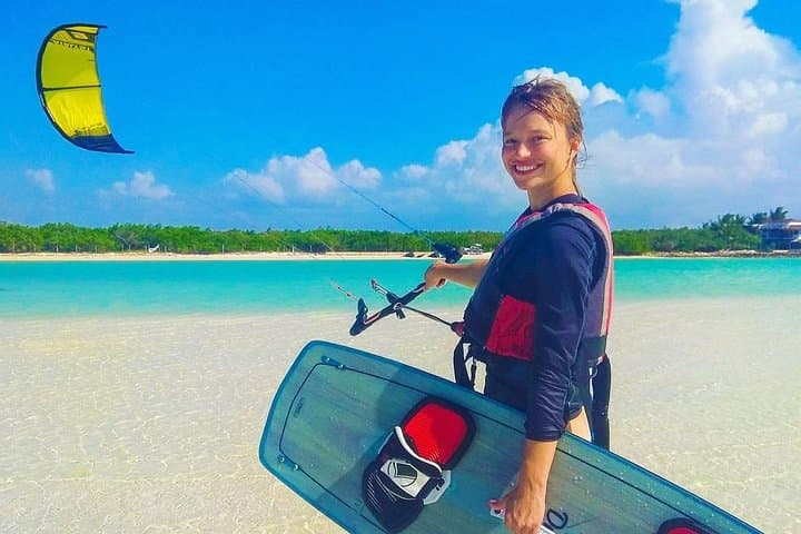 Kitesurfing Lessons in Isla Holbox: Learn to Fly on Shallow Sandbars photo 2