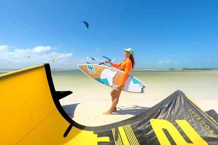 Kitesurfing Lessons in Isla Holbox: Learn to Fly on Shallow Sandbars photo 4