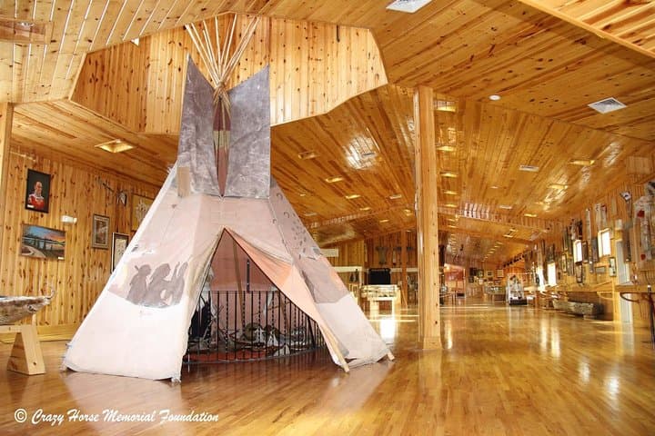 Mount Rushmore, Crazy Horse & Bison Safari: Needles Highway and Iron Mountain Scenic Tour photo 2