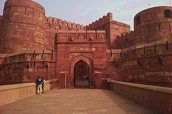 Same-Day Taj Mahal Tour from Bengaluru with Flights and Lunch photo 5