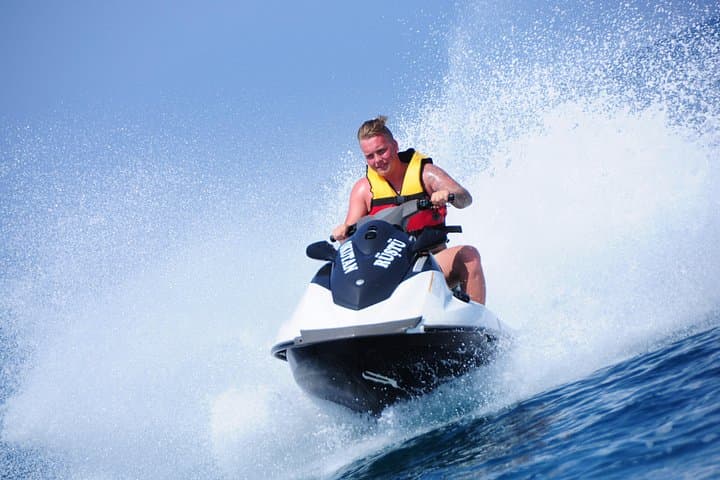 Jet Ski Dubai: Burj Khalifa & Burj Al Arab Coastal Ride with Fresh Juice photo 3