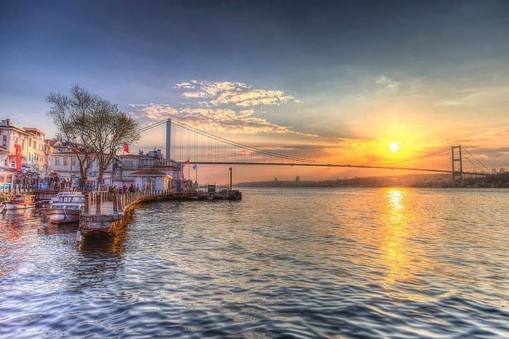 Private Bosphorus Yacht Cruise: Sunset Views of Istanbul’s Palaces and Fortresses photo 3
