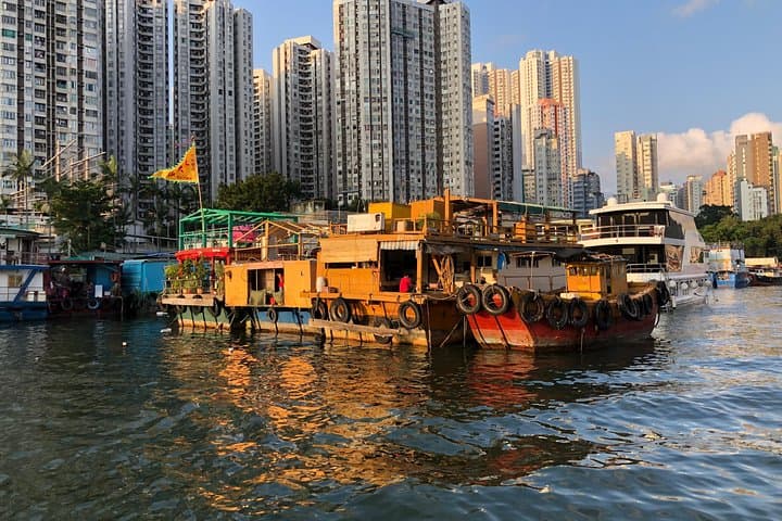Private Hong Kong Walking Tour — Victoria Peak, Star Ferry & Local Eats photo 2