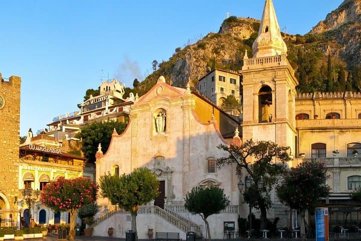 Mount Etna Sapienza Volcano Tour from Syracuse: Day Trip to Craters and Taormina photo 4