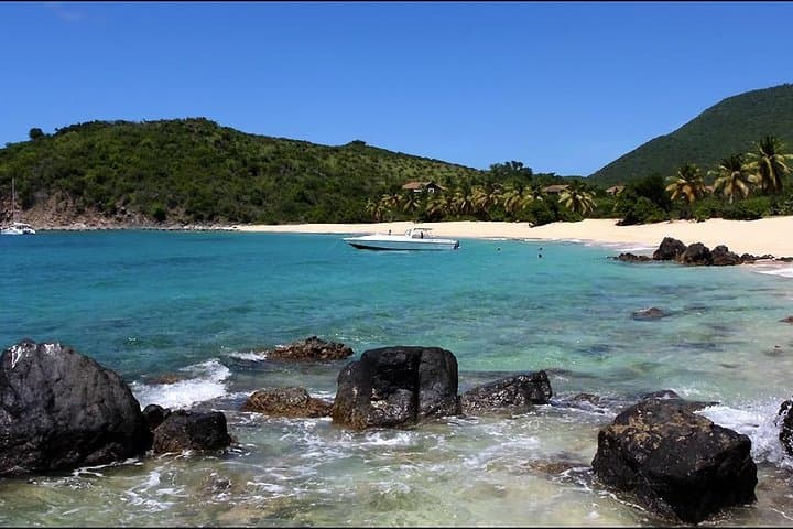three-island-snorkel-adventure-st-maarten-turtles-pinel-tintamarre-creole-rock photo 2