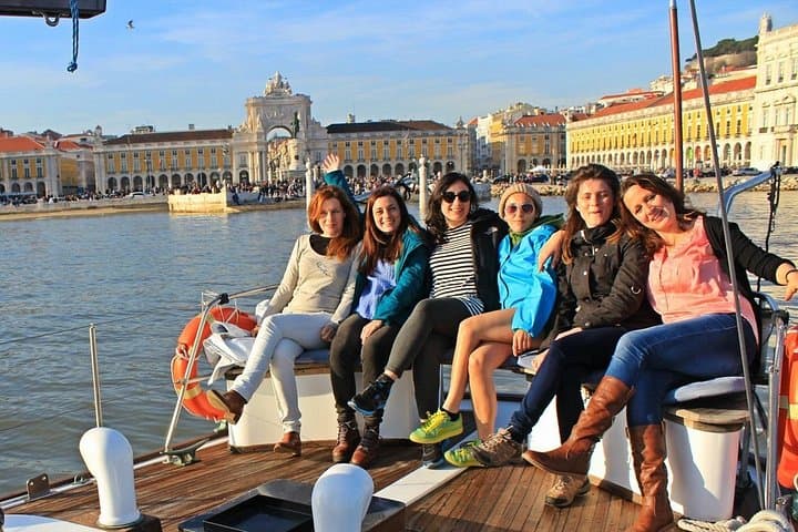 Private Vintage Sailboat Tour on the Tagus River — Lisbon Panorama, Wine & Petiscos photo 3
