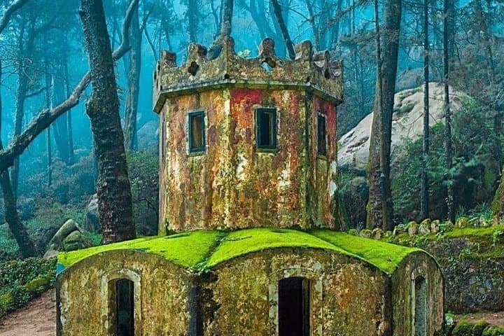 Sintra Private Day Tour: Pena Palace, Cabo da Roca & Coastal Views