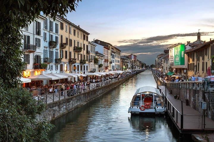 Unexpected Milan: Canals, Marble Routes and Fresh Fish on a Private Guided Tour