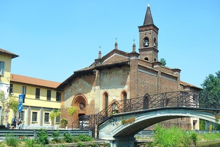 Unexpected Milan: Canals, Marble Routes and Fresh Fish on a Private Guided Tour photo 4