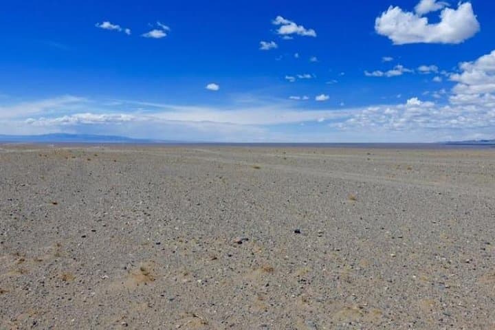 7-Day Great Gobi Tour: Nomads, Singing Dunes & Flaming Cliffs photo 5