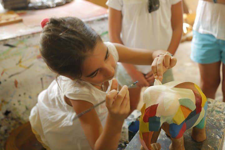 Kandy Wood Carving and Painting Workshop: Hands-On Craft Experience