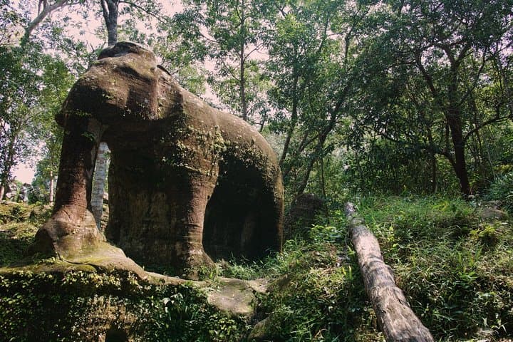 Phnom Kulen & Kompong Khleang Day Trip — Waterfall Swim, Reclining Buddha, Stilt Village photo 4