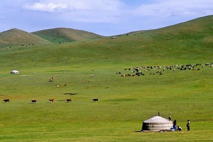 8-Day Horse Trekking in Mongolia’s 8-Lake Region: Orkhon Valley & Tövkhön Monastery photo 2
