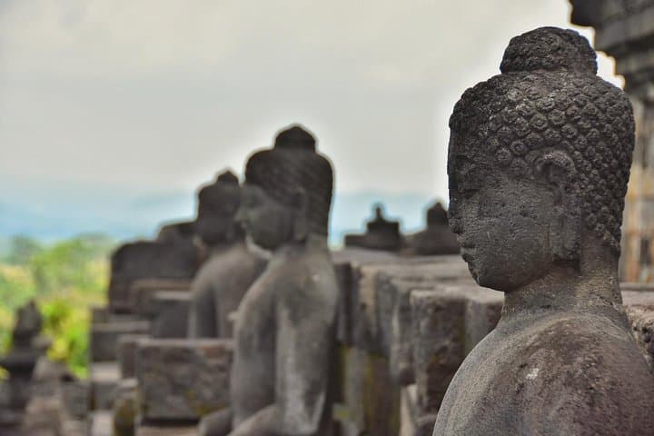 Borobudur Sunrise & VW Tour: Temple, Batik Workshop and Javanese Lunch photo 5