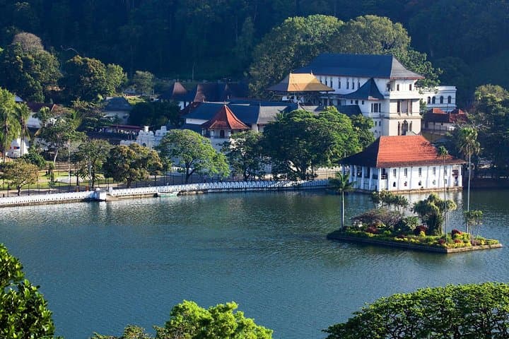 All-Inclusive Kandy Sightseeing Day Tour from Negombo photo 2