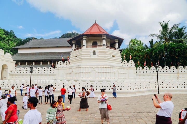 All-Inclusive Kandy Sightseeing Day Tour from Negombo photo 6
