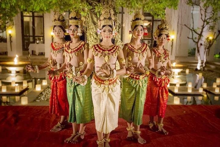 Apsara Dance & Buffet in Siem Reap: Traditional Khmer Performance with Tuk‑Tuk Pickup photo 4