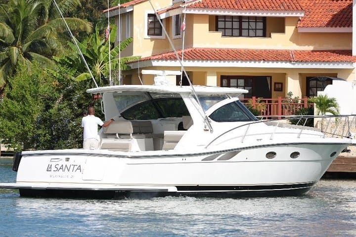 Private Saona Island Yacht Day Trip with Snorkeling & Palmilla Sandbar photo 2