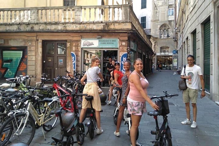 Genoa Afternoon E‑Bike Tour: From the Hills to the Sea photo 3