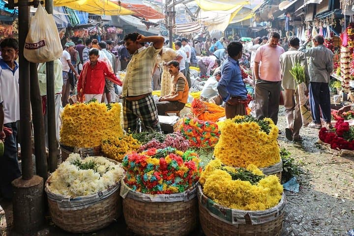 Hyderabad Old City in 4 Hours: Charminar, Markets & Cultural Walk photo 3