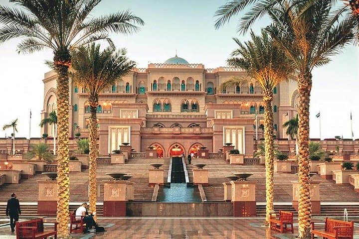 Private Abu Dhabi City Tour from Dubai — Sheikh Zayed, Corniche & Heritage Village photo 4