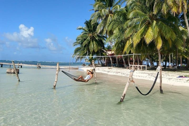 San Blas Islands 2-Day Yansa Escape: Snorkel, Natural Pool & Kuna Culture