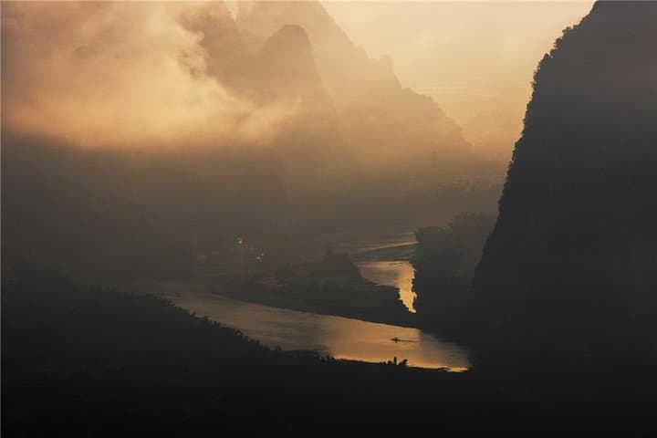 Sunrise on Xianggong: 2-Day Yangshuo Riverside Escape from Guilin photo 5