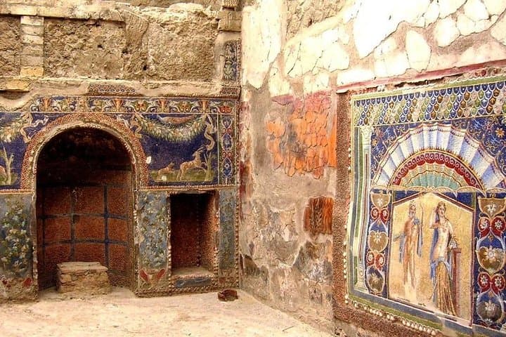 Pompeii, Herculaneum & Mount Vesuvius: Small-Group Day Tour from Naples photo 4