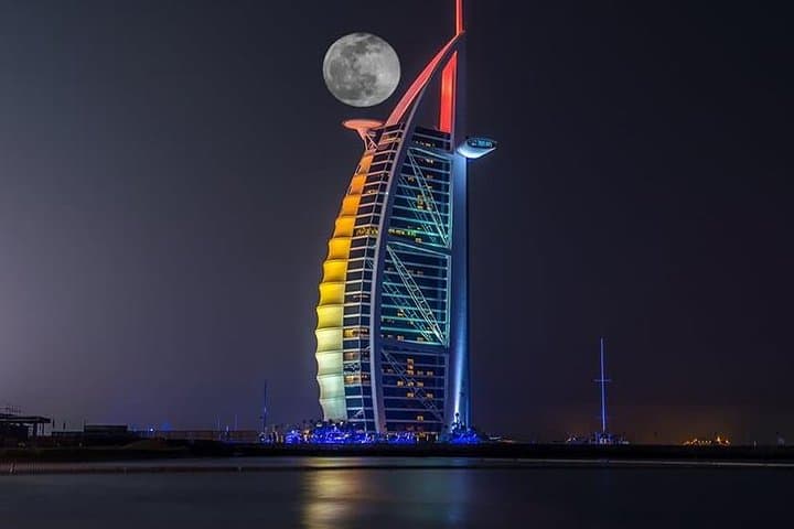 8-Day Dubai Holiday Package: Burj Khalifa, Dhow Cruise & Miracle Garden photo 3