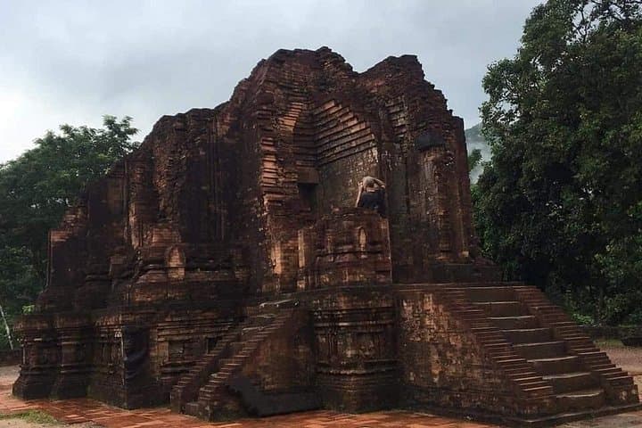 Beat the Crowds: My Son Early-Morning Guided Tour from Da Nang & Hoi An photo 2