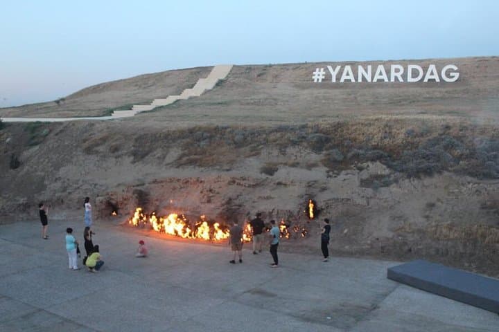 Absheron & Gobustan Day Tour: Mud Volcanoes, Ateshgah Fire Temple & Yanar Dag photo 3