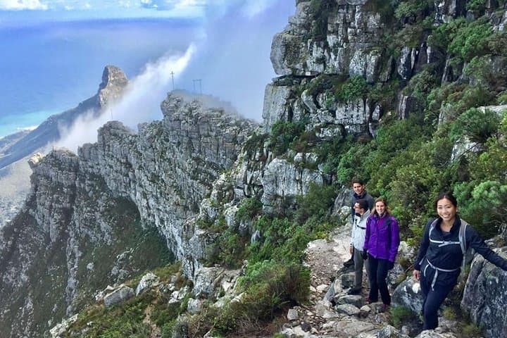 India Venster Route: Half-Day Scramble to Table Mountain Summit