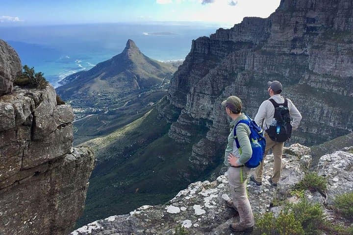 Kasteelspoort to Table Mountain Summit: 12 Apostles Ridge Hike in Cape Town