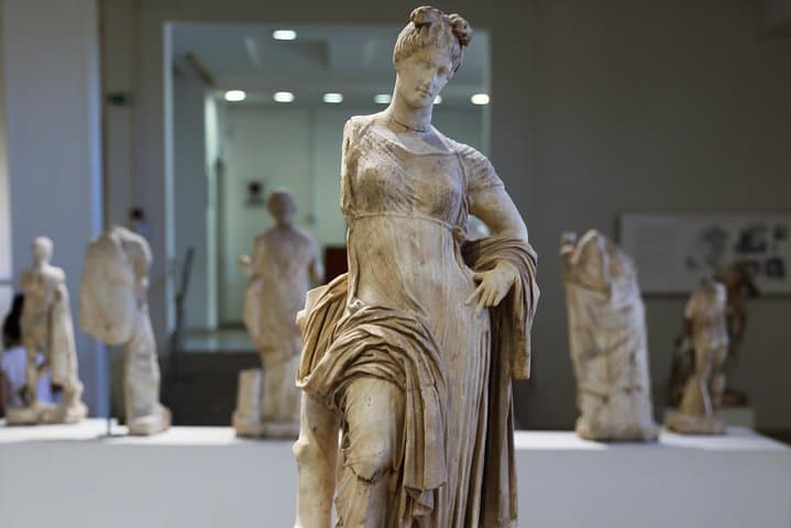 4-Day Private Tour: Delphi, Meteora, Vergina & Dion — Ancient Greece Highlights photo 6