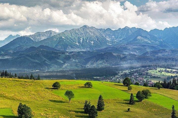 Day Trip to Zakopane: Gubałówka Funicular, Wooden Village & Chocholowskie Thermal Springs photo 5