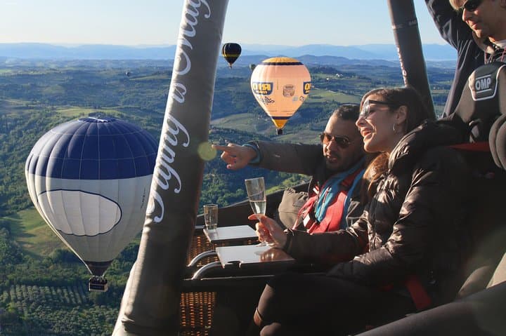 Private Luxury Hot Air Balloon Flight Over Tuscany from Florence photo 3