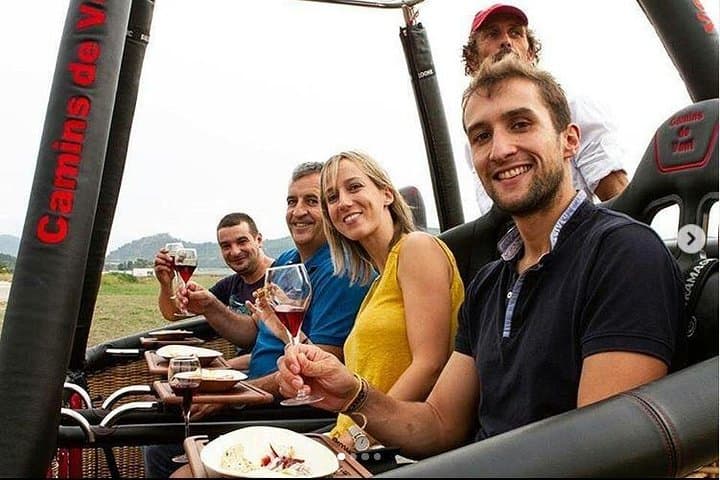 Private Luxury Hot Air Balloon Flight Over Tuscany from Florence photo 6