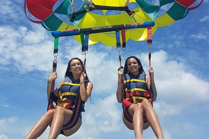 Providenciales Parasailing with Capt. Marvin — Private 1-Hour Flight photo 3