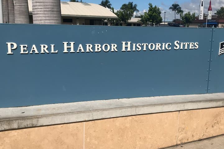 Pearl Harbor & USS Arizona Memorial Small-Group Tour — Honolulu History & City Sights photo 6