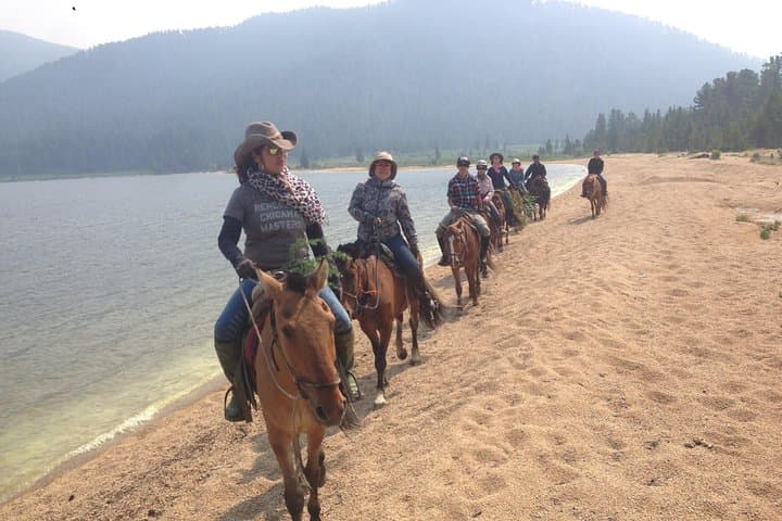 Gobi to Steppe: 14-Day Private Mongolia Expedition with Horses and Gers photo 5