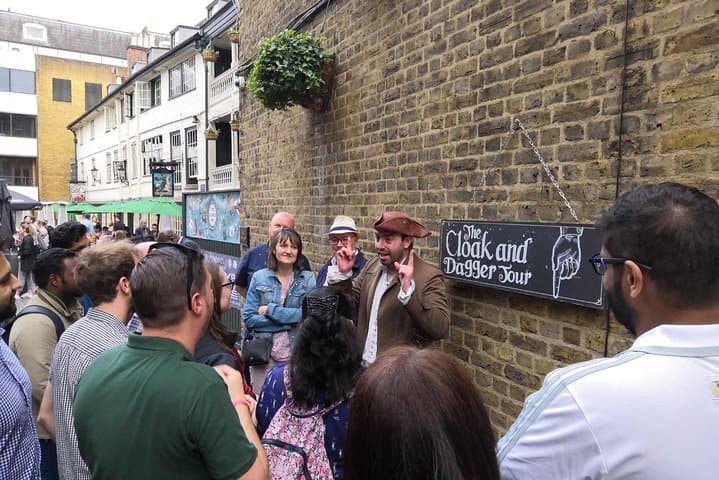 Cloak and Dagger Tour — Dark History Walking Tour of London’s Borough photo 5
