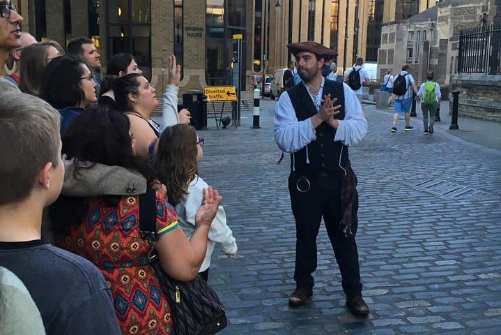 Cloak and Dagger Tour — Dark History Walking Tour of London’s Borough photo 6