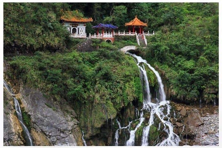 Taiwan Multi-Day Classic Tour: 8-Day Taipei-to-Kenting Scenic Circuit photo 3