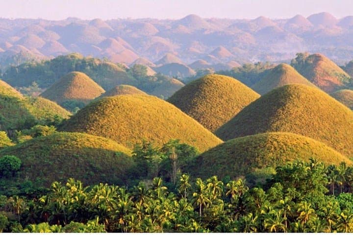 7-Day Bohol to Camiguin Private Tour — Chocolate Hills, Island Hopping & Hot Springs photo 2