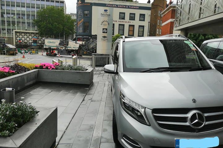 Private Luxury Transfer from London to Dover with Leeds Castle Stopover photo 4