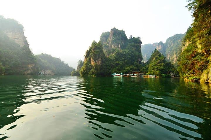 Zhangjiajie 4-Day Easy Tour — Avatar Peaks, Glass Bridge & Tianmen Cable Car photo 2