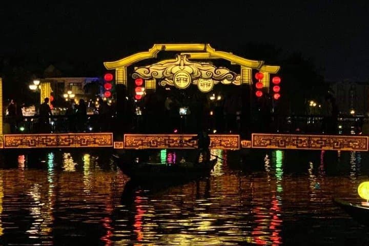Golden Bridge & Hoi An Day Tour: Ba Na Cable Car, Ancient Town & Lantern Night Market photo 5