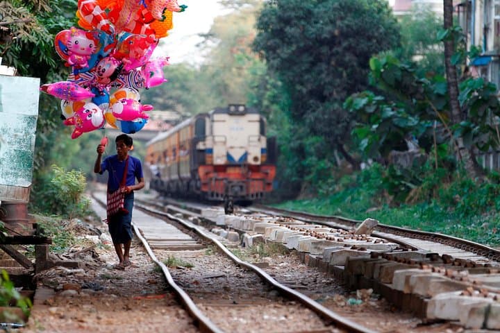 Half-Day Yangon Local Adventure: Markets, Pagodas & Circle Line Ride photo 4