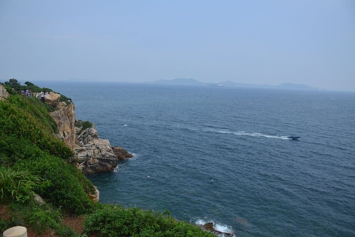 Yangmeikeng Seashore Hiking: Coastal Ridge Walks & Beach Trails on Dapeng Peninsula photo 3
