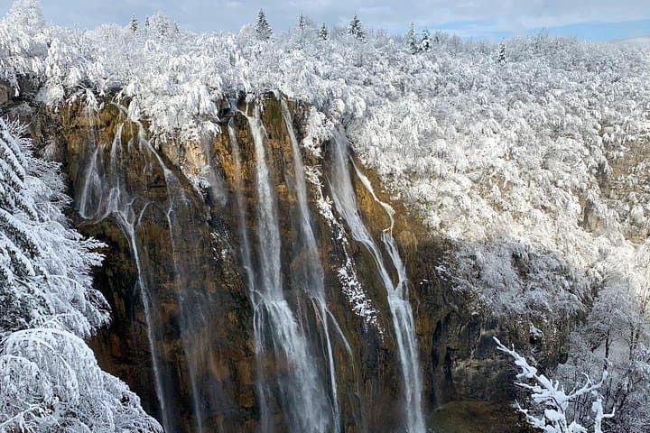Plitvice Lakes: 3.5-Hour Tour to Veliki Slap and Kozjak Panorama photo 4